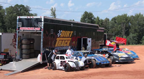 usmts-dirt-track-racing-school-scholarships-await-lucky-usmts-fans