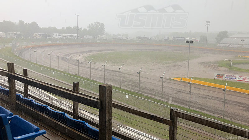 Rain results in Saturday double features at Masters