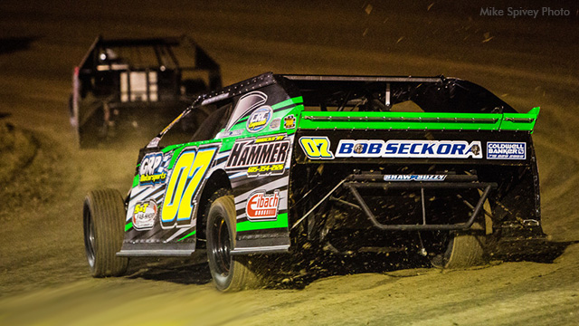 Iron Man Challenge USRA B-Mods Join USMTS At LA Raceway Friday