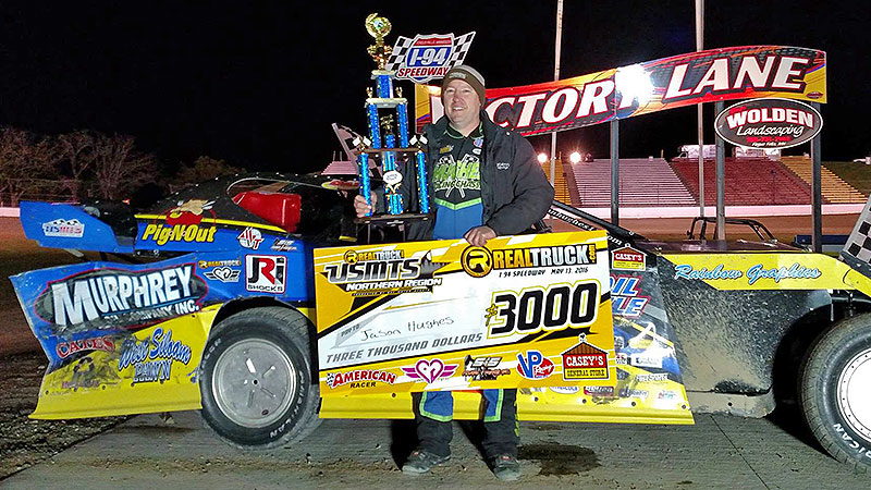 USMTS checkers at I-94 Speedway wave for Hughes