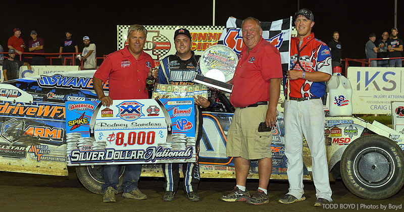 Sanders reclaims Silver Dollar Nationals throne
