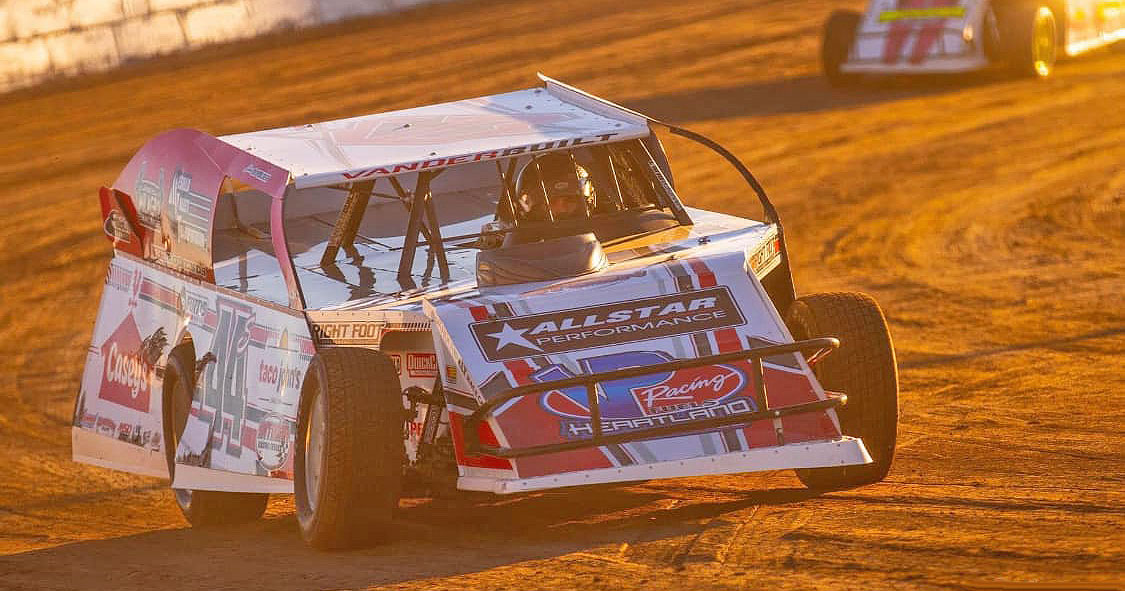 VanderBeek brings added firepower into 2022 USMTS season