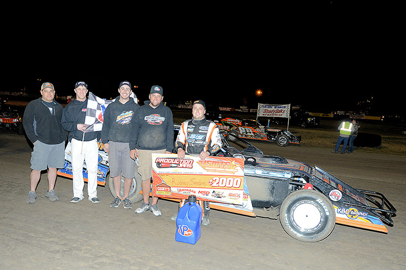 Rodney Sanders won the main event at the Shady Oaks Speedway on Thursday, Feb. 11. (Carey Akin Photo)