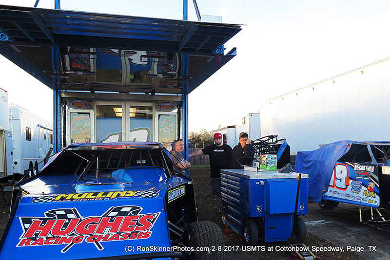 Jason Hughes and Ryan Gustin on open practice night at the Cotton Bowl Speedway.