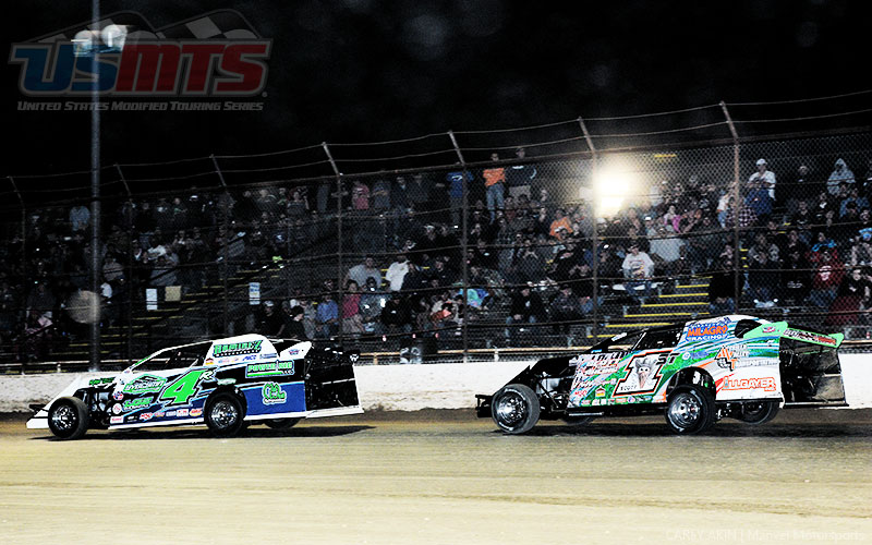 Dereck Ramirez (4r) leads Johnny Scott early in the main event during the Summit Racing USMTS Southern Region event at the Cotton Bowl Speedway in Paige, Texas, on Saturday, Feb. 11, 2017.
