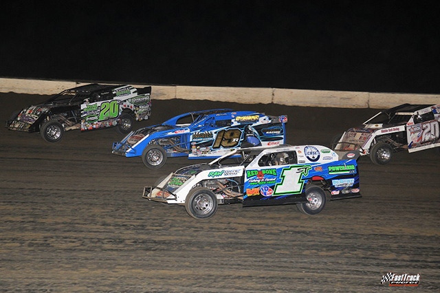 Bryan Rowland (20R), Ryan Gustin (19R), Johnny Scott (1ST) and Rodney Sanders (20) at the 14th Annual Featherlite Fall Jamboree at the Deer Creek Speedway.