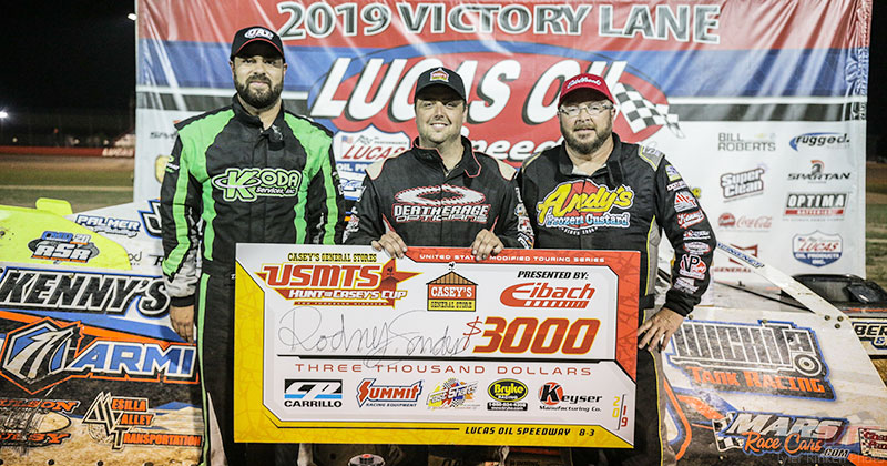 Sanders rockets to third USMTS title in seven seasons