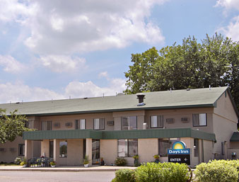 Days Inn Winona is Host Hotel for USMTS event at Mississippi Thunder Speedway
