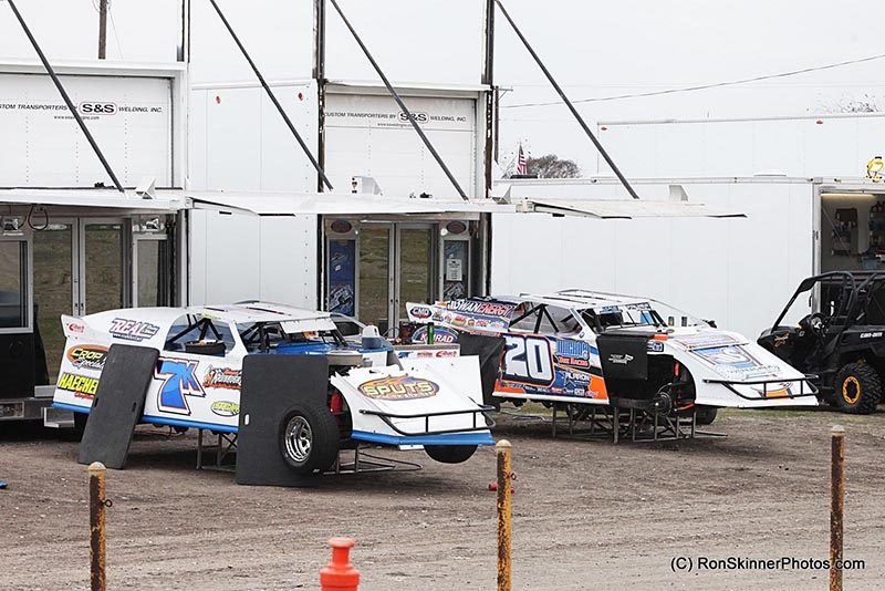 Jason Krohn (7k) and Rodney Sanders (20) � USMTS Casey�s Cup powered by Swan Energy during the 2nd Annual Sparkling City Nationals on Saturday, Feb. 8, 2014, at the South Texas Speedway in Corpus Christi, Texas. (Ron Skinner Photo)