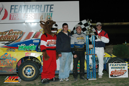 Hughes wins 7th Annual Featherlite Fall Jamboree, hauls in $22,000 with weekend sweep 