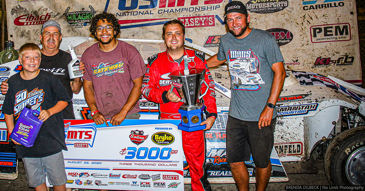 Sanders soldiers on to USMTS win at Salina Highbanks Speedway