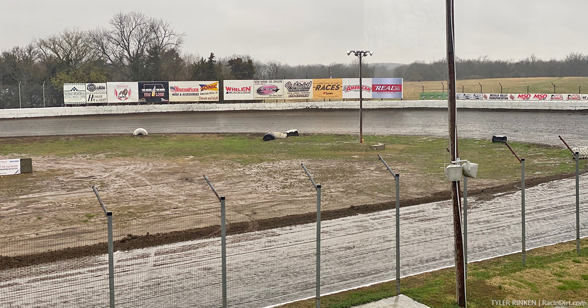 King of America, Battle at The Bullring too wet Thursday, postponed to Friday and Saturday