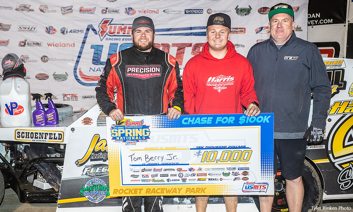 Berry blasts to first USMTS win at Rocket Raceway Park