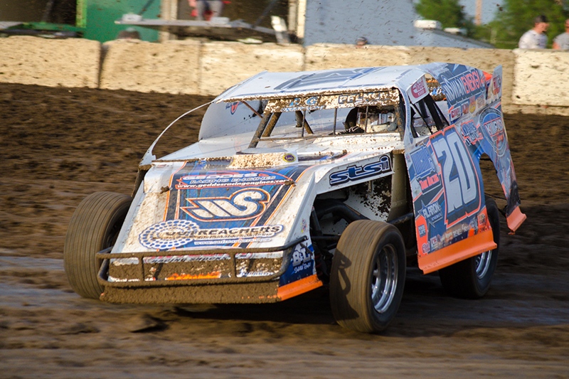 Rodney Sanders during heat race action on Thursday, June 19, at the 81 Speedway in Park City, Kan. (Dusty Wiegert Photo)