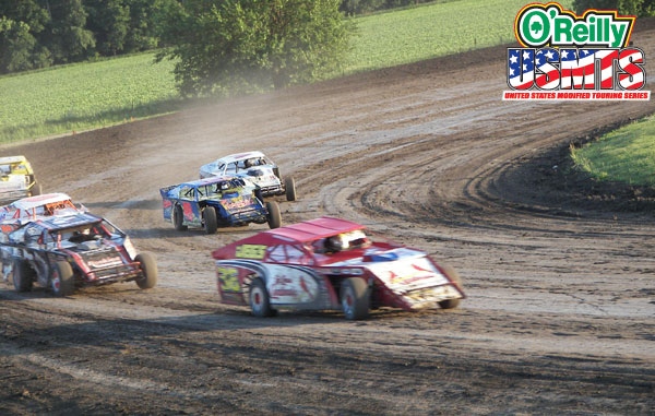 Kenny Wallace (36) leads Al Hejna and others in heat race action. (USMTS Photo) 