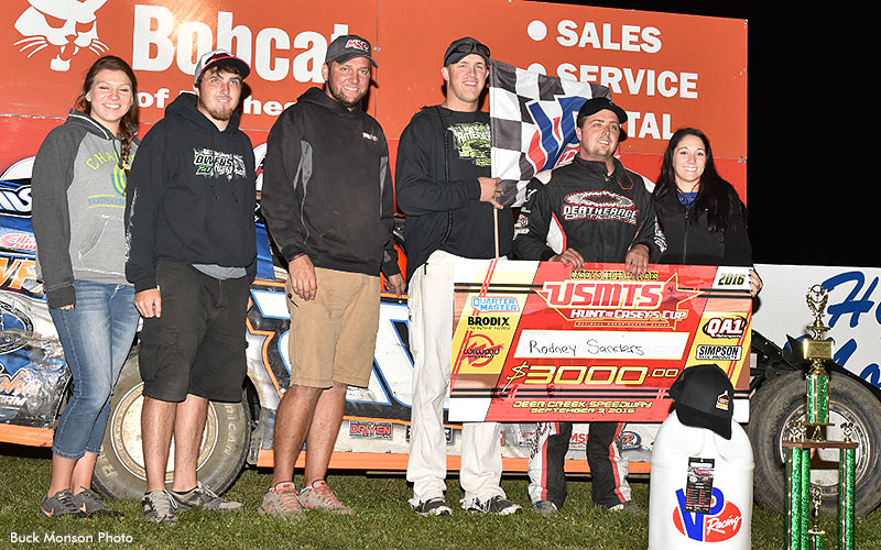 Sanders dashes to Deer Creek victory