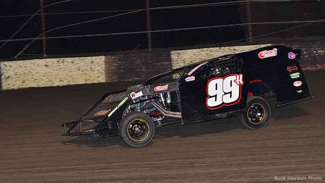 Rain results in “Super Saturday” at Sunflower Showdown