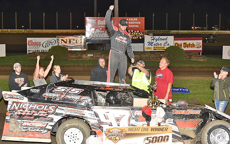 Dillard wins first Featherlite Fall Jamboree feature while Hughes nets third USMTS crown