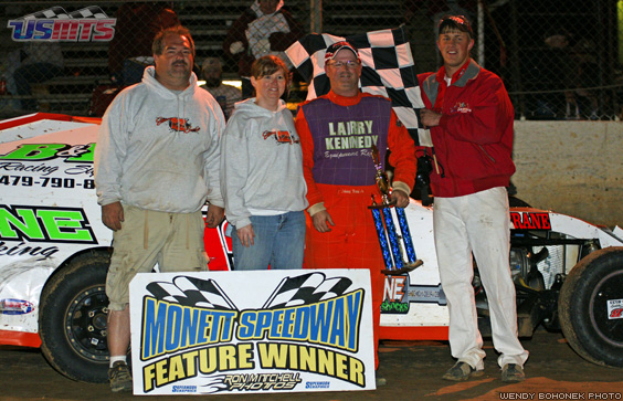 Bone buries USMTS foes in Monett go 