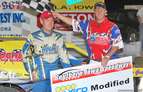 Hughes notches seventh USMTS win of the season, first ever at Oskaloosa 