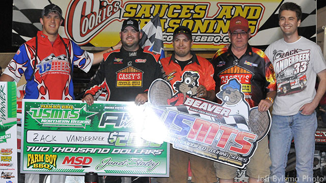 VanderBeek starts new streak at Buena Vista Raceway