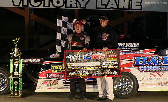 Tesch makes it two straight with USMTS win at Upper Iowa Speedway