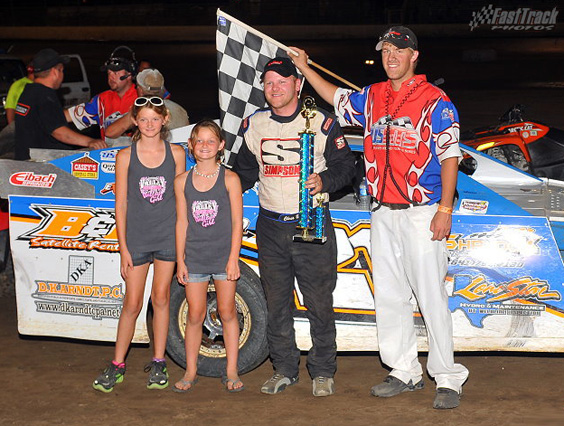 Brown survives, wins USMTS National Championship Series event at Valley Speedway