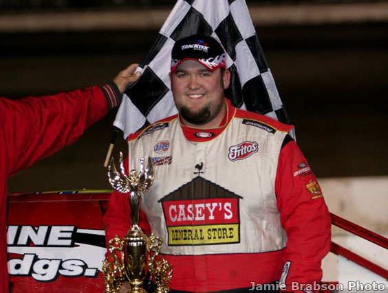 VanderBeek takes Texas Winter Nationals trophy back to Iowa; Hughes is O'Reilly USMTS Southern Series champ 