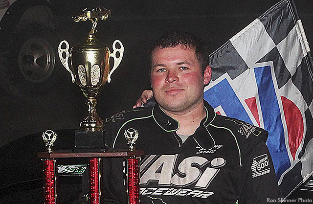 Stormy Scott snags foggy USMTS feature in Corpus Christi