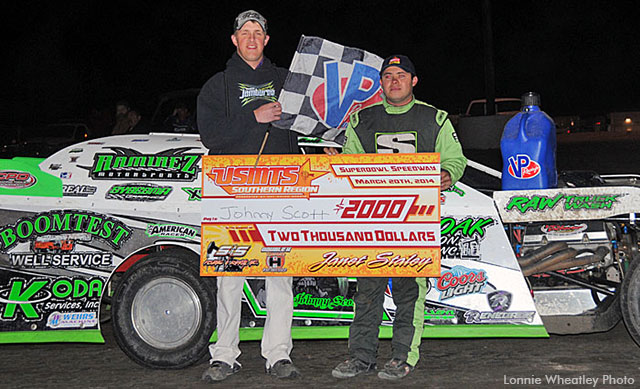 Johnny Scott scores USMTS win at Superbowl Speedway