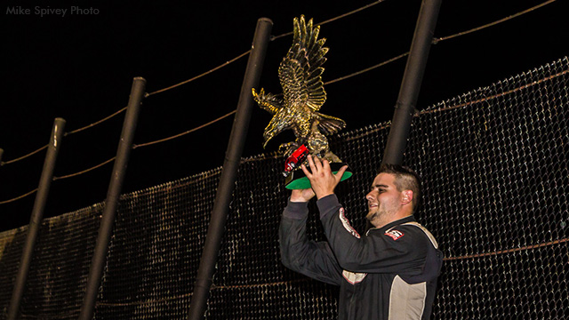 Gustin garners $10,000 in Sooner Showdown victory at Salina Highbanks Speedway