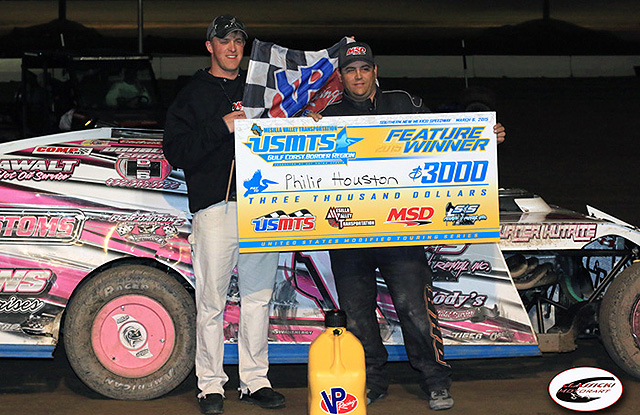Houston rockets to Winter Meltdown winner’s circle, scores first USMTS victory