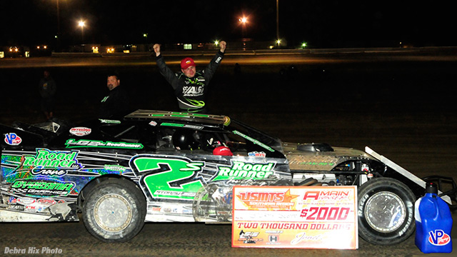 Stormy Scott completes USMTS hat trick at Southern Oklahoma Speedway