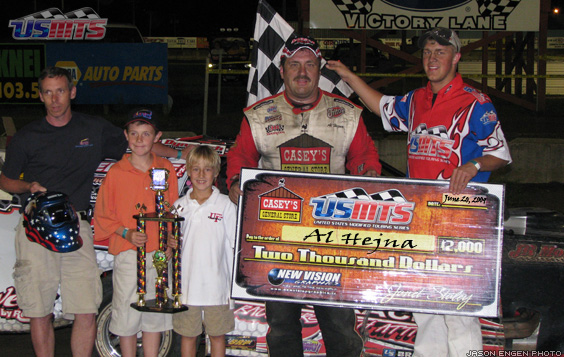 Hejna takes down USMTS Casey’s General Stores National Tour victory at Upper Iowa Speedway 