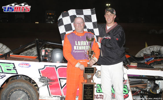 Bone bags $5,000 in 10th Annual GRT Race Cars Topless Modified Nationals 