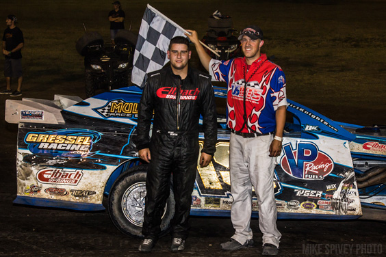 Gustin completes weekend sweep in Salina