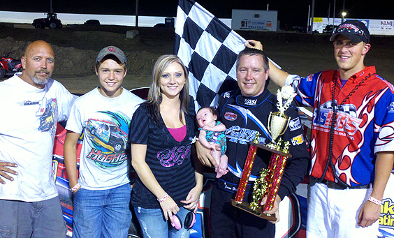 Hughes in right place at right time, takes down USMTS National Championship Series win at Highway 3 Raceway