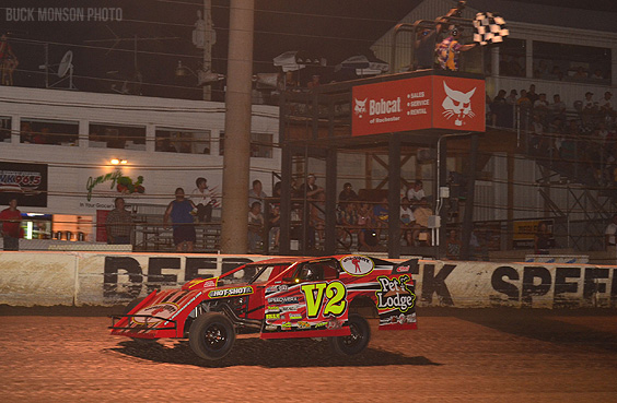 USMTS.com - Jensen picture perfect on opening night of World Modified ...