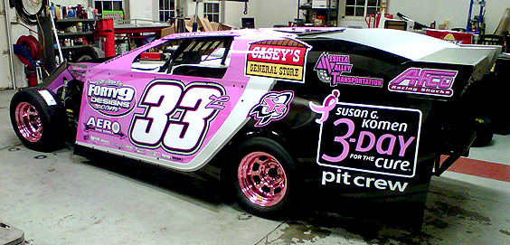 VanderBeek gets “pinked” in support of Susan G. Komen 3-Day for the Cure