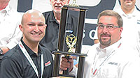 Lucas Oil Speedway GM Robinson named “Innovator of the Year”