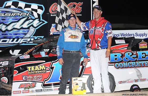 Tesch topples USMTS titans at Mississippi Thunder Speedway