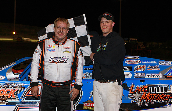 Shryock celebrates birthday in Fort Dodge winner’s circle