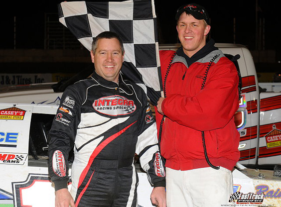 Late-race caution, last-lap heroics lift Hughes to Humboldt win