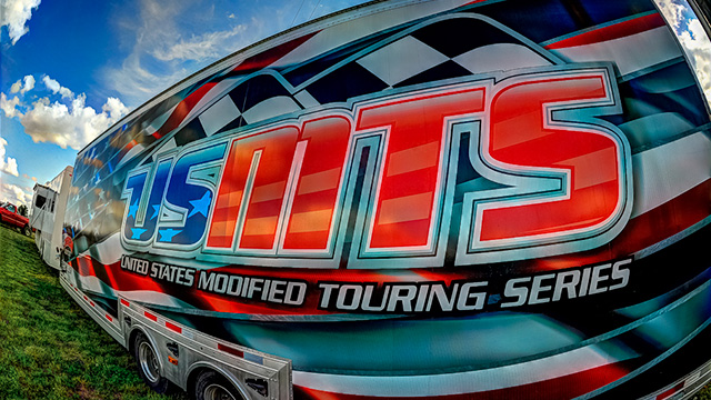 Lansing, Rock Rapids, Decorah kick off whirlwind June Speedweeks for USMTS