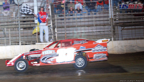 VanderBeek cashes in at Cresco 