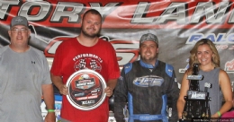 Sanders dominates Doug Murphrey Memorial