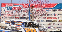 Sanders nabs Norfolk's Nebraska Nationals